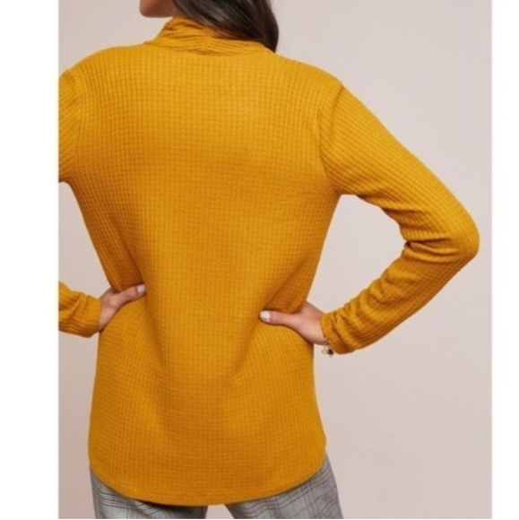 Anthropologie Akemi + Kin Mustard Woodruff Waffle Wrap Around Top M - Picture 8 of 8